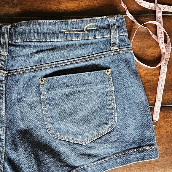 🌻 American Eagle Vintage Denim Shorts - Size 8 - Picture 11 of 11